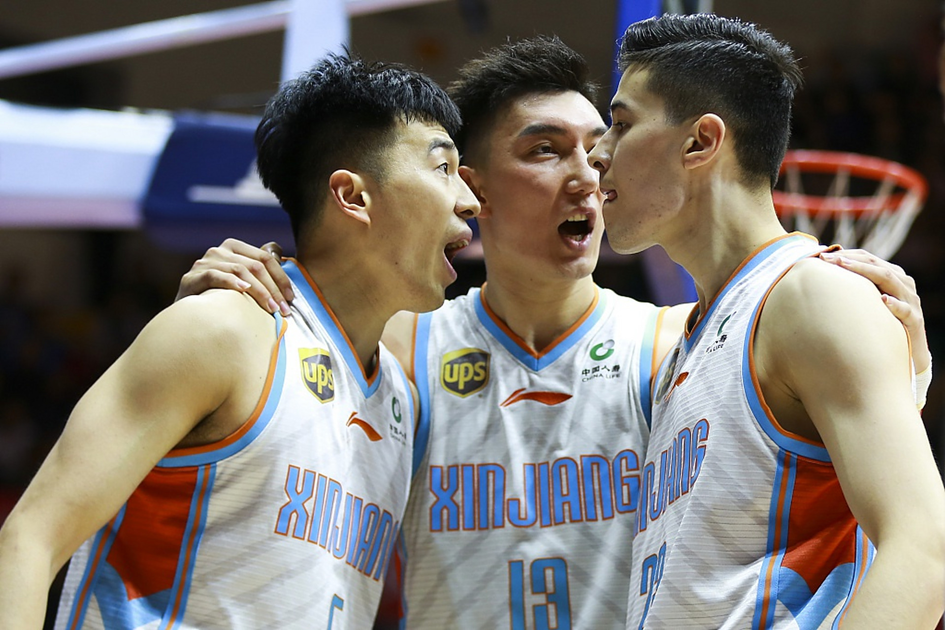 包含赛地聚焦：CBA常规赛加时末段热度飙升，葡萄牙体育完成体检，底气十足，团队化学反应显著的词条-乐动体育app