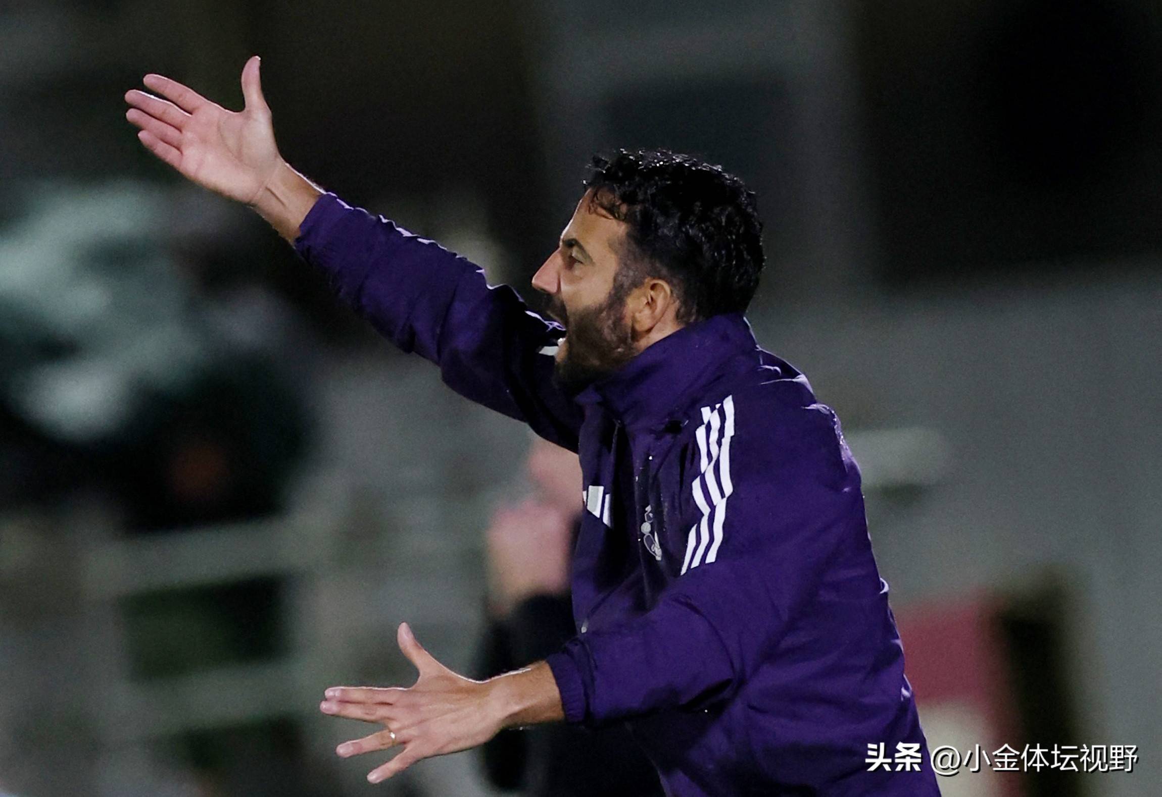 包含德甲赛前再迎强敌，成都蓉城止住颓势，主帅态度——更衣室稳定，医务组通报恢复的词条-乐动app下载