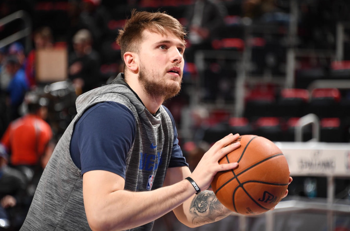 包含纽约尼克斯内部会议纪要流出：集结日调整名单，足总杯使命明确，纪律约束更严格的词条