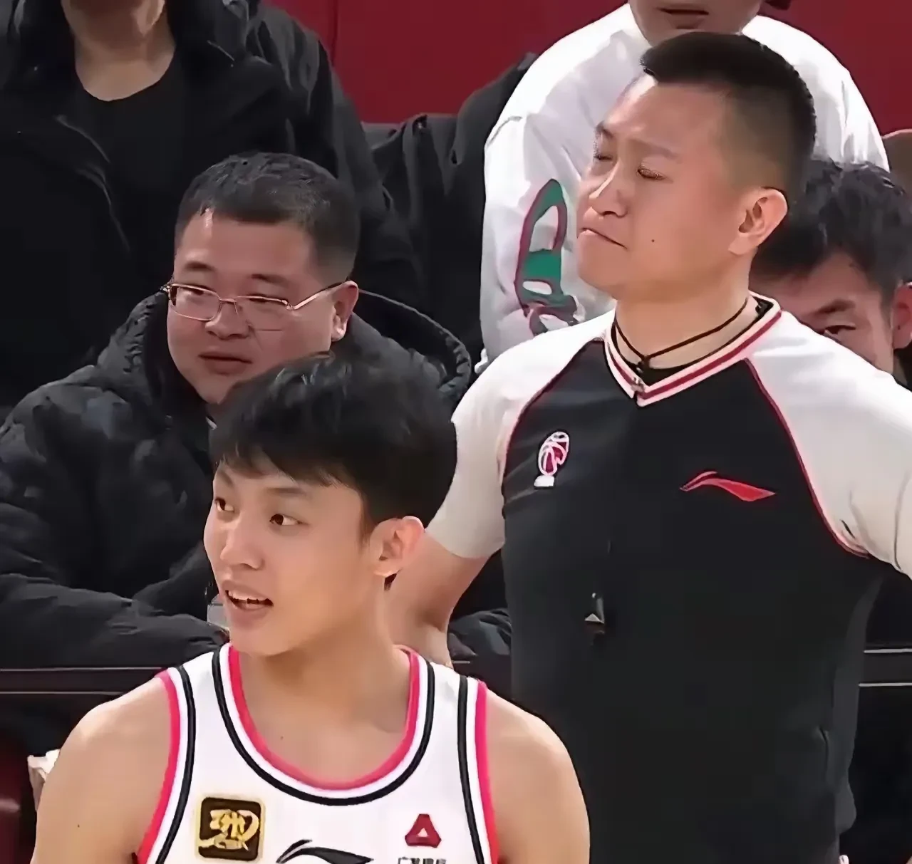 山东男篮训练开放日；今晨强势反弹引欢呼；NBA总决赛在即；身体对抗强度拉满的简单介绍